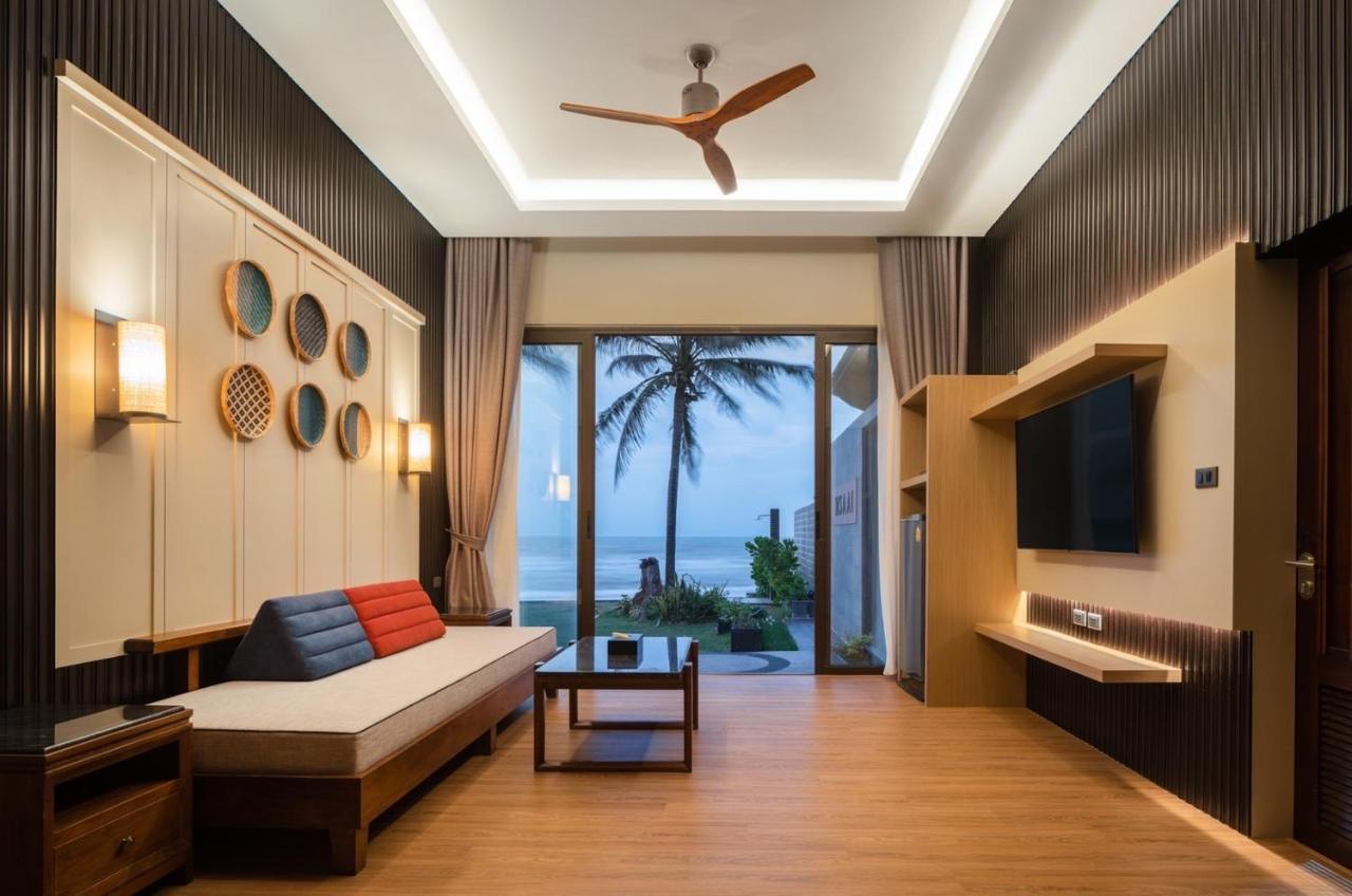 Ban Saithong Beach Resort Bang Saphan Noi Exterior photo
