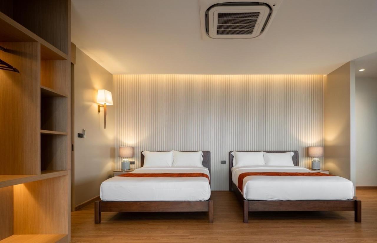 Ban Saithong Beach Resort Bang Saphan Noi Exterior photo