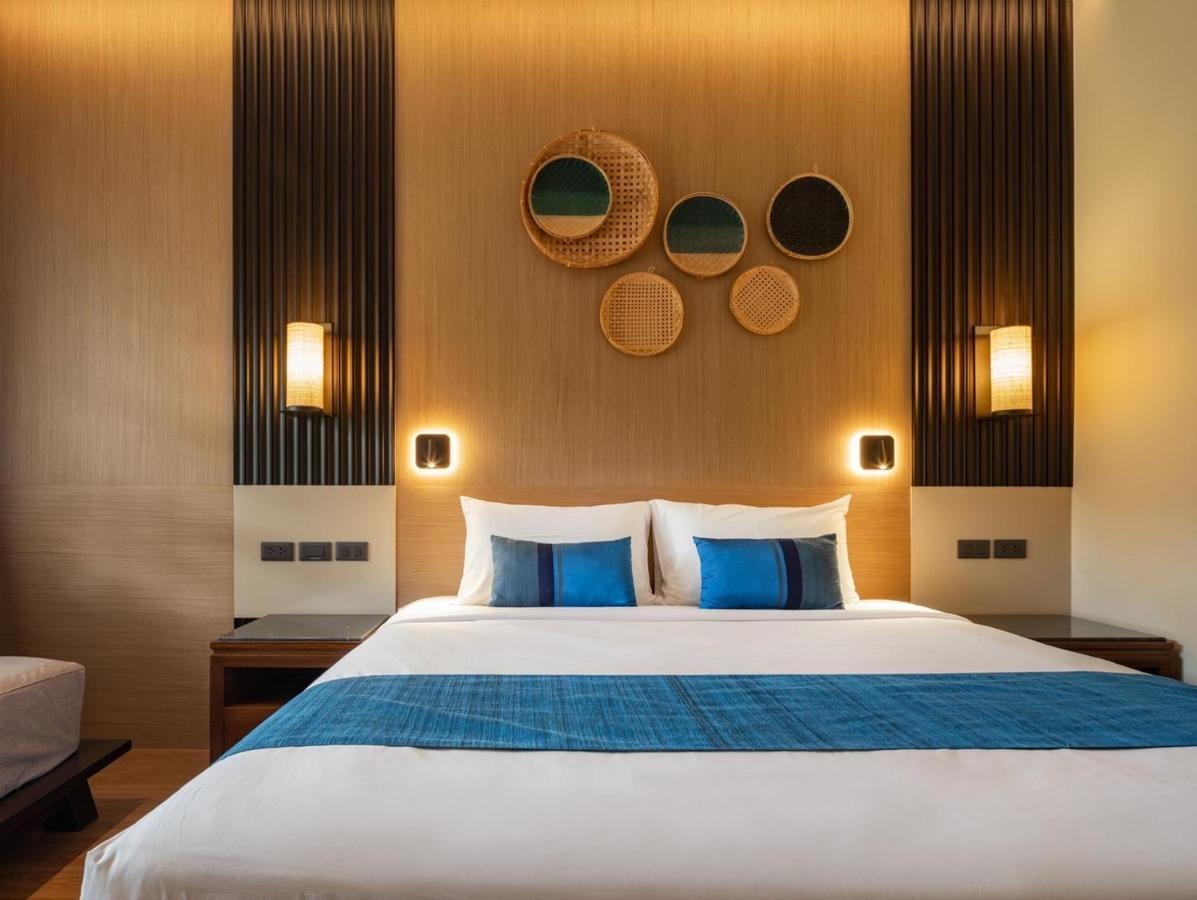 Ban Saithong Beach Resort Bang Saphan Noi Exterior photo