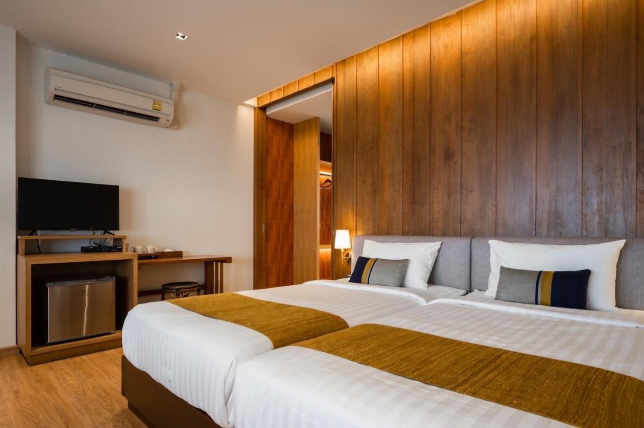 Ban Saithong Beach Resort Bang Saphan Noi Exterior photo