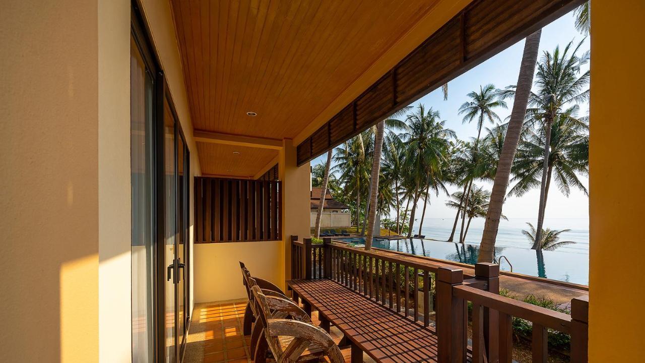 Ban Saithong Beach Resort Bang Saphan Noi Exterior photo
